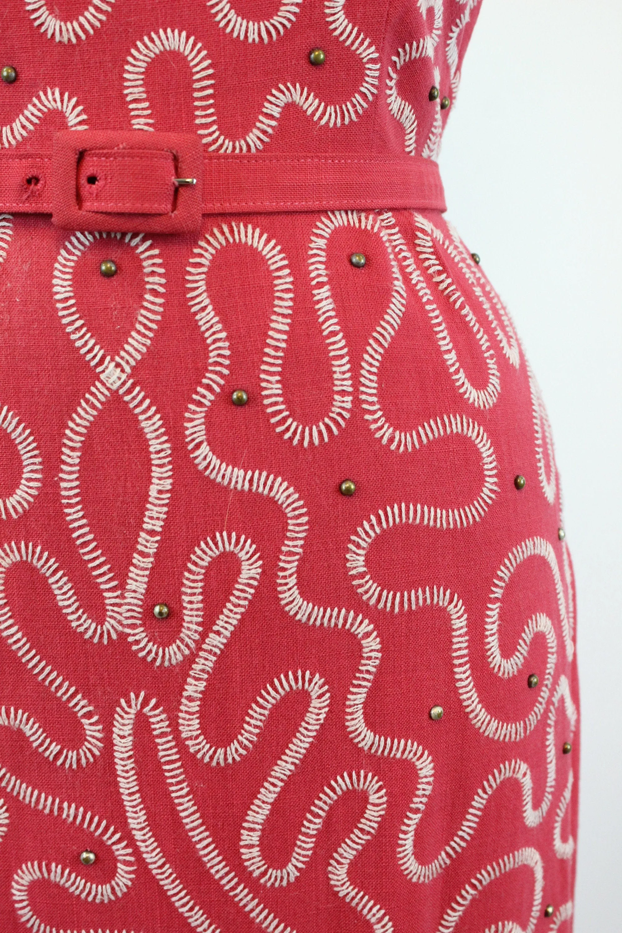 1950s LINEN coral BRASS STUD embroidered dress small | new spring