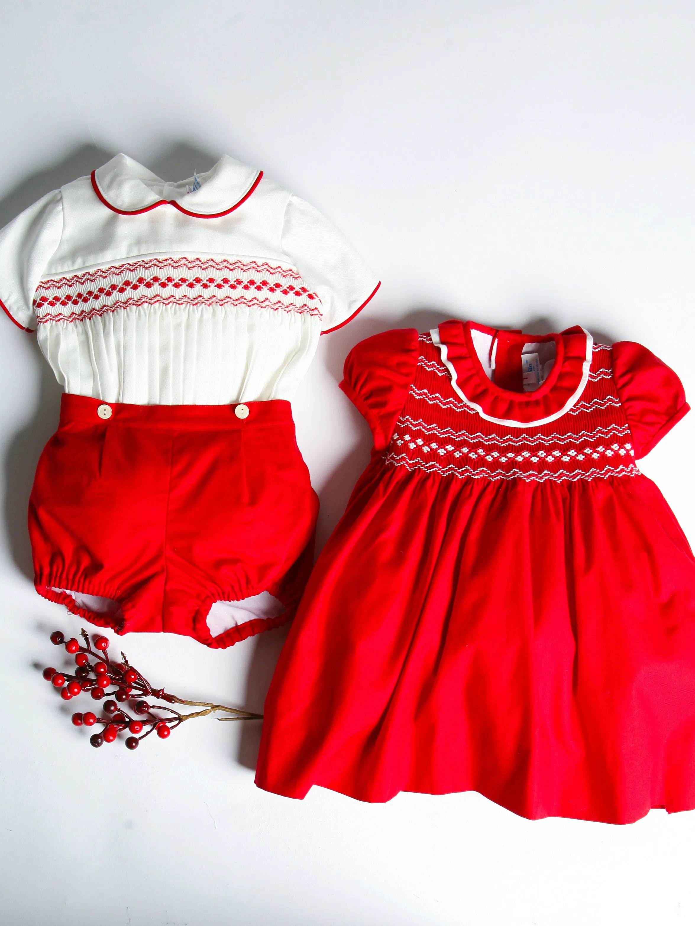 Artesanias Filitia 'Valeria' Red Smocked Dress
