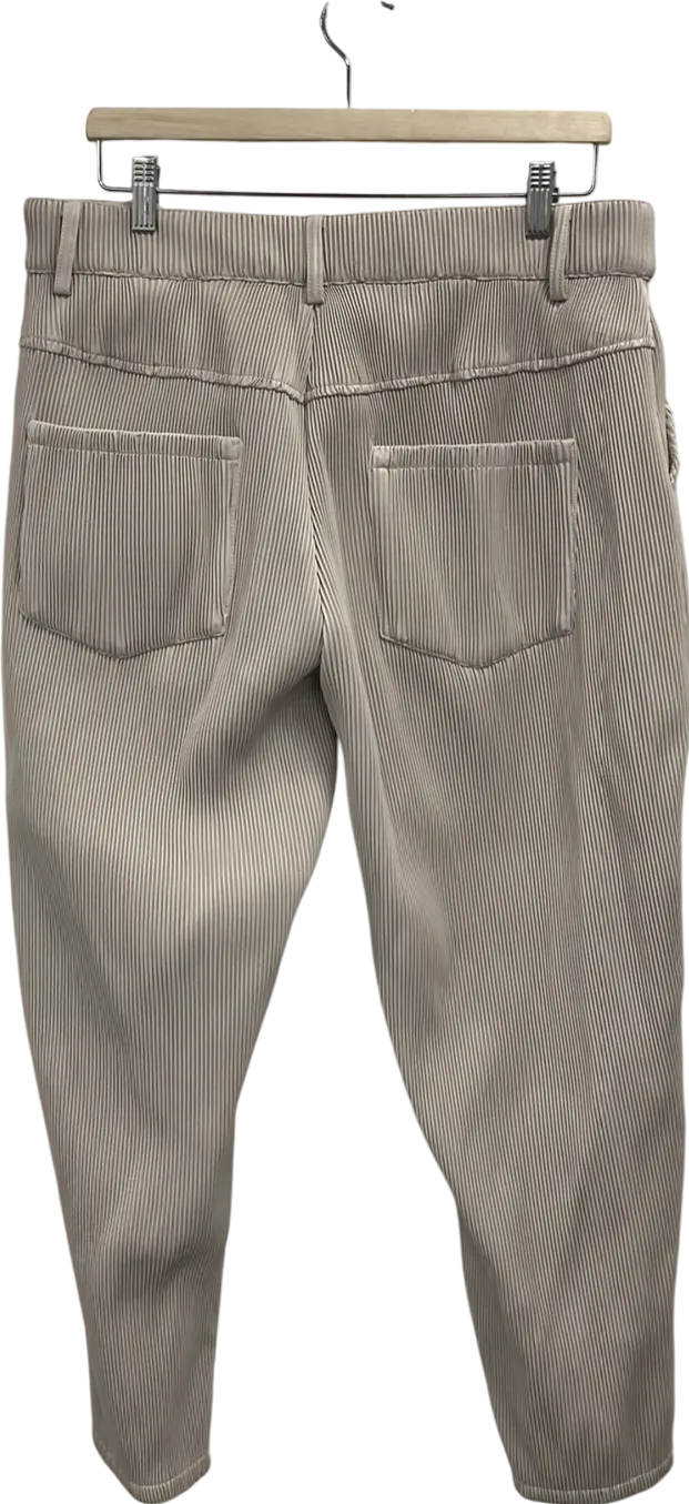 boohooMan Beige Elasticated Waist Tapered Fit Pleated Pu Trouser UK L