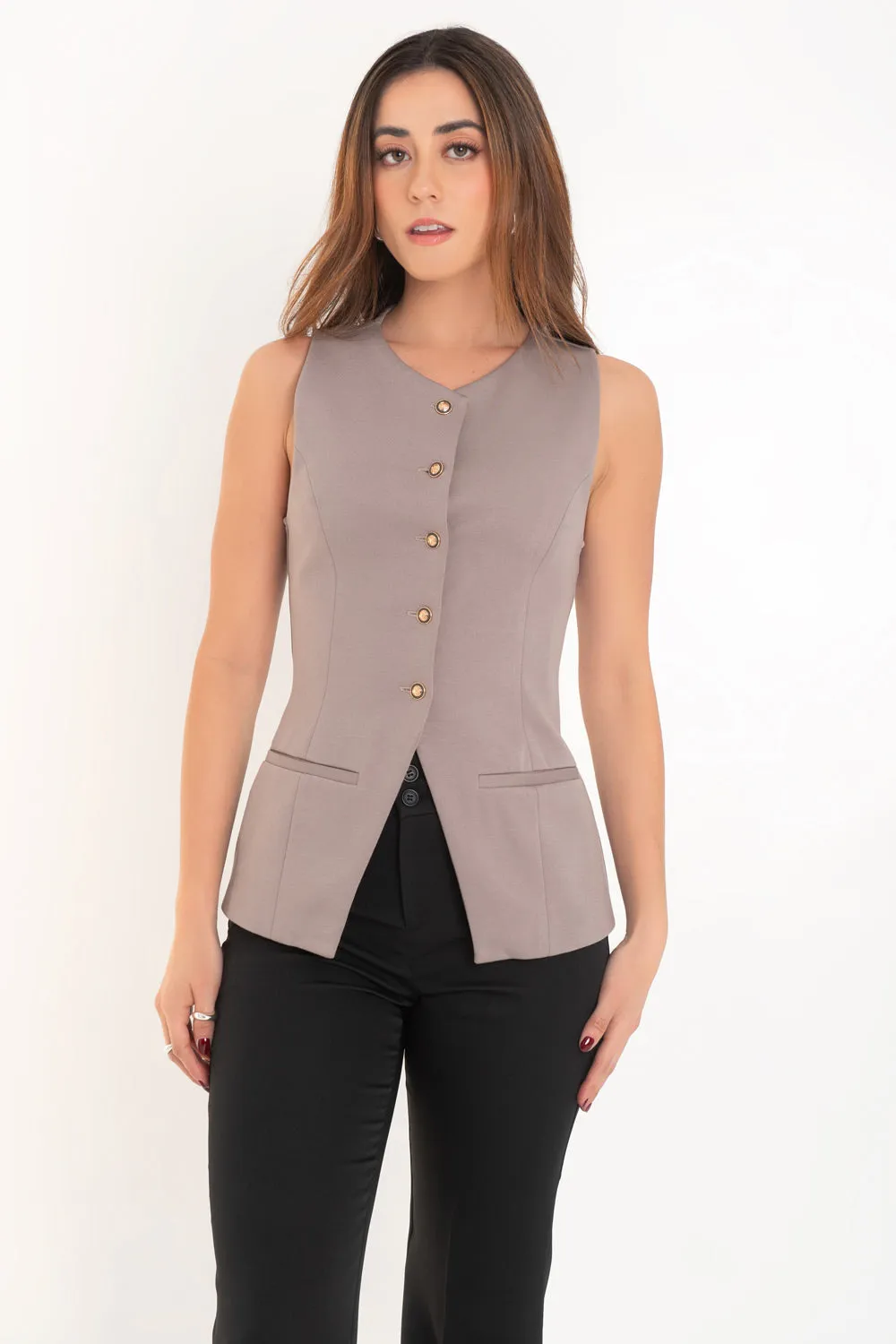 Chaleco fit recto cuello v con botones contraste
