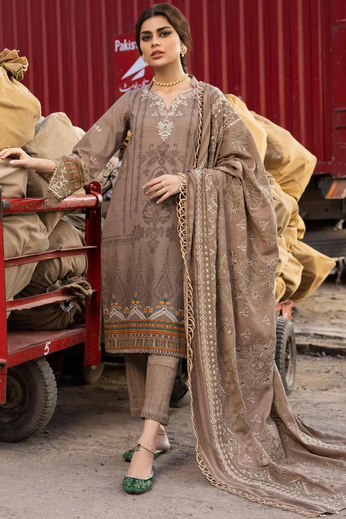 CHINAR | Nureh Maya Winter Khaddar Collection Vol 2 2021 | Unstitched Embroidered Khaddar Suits