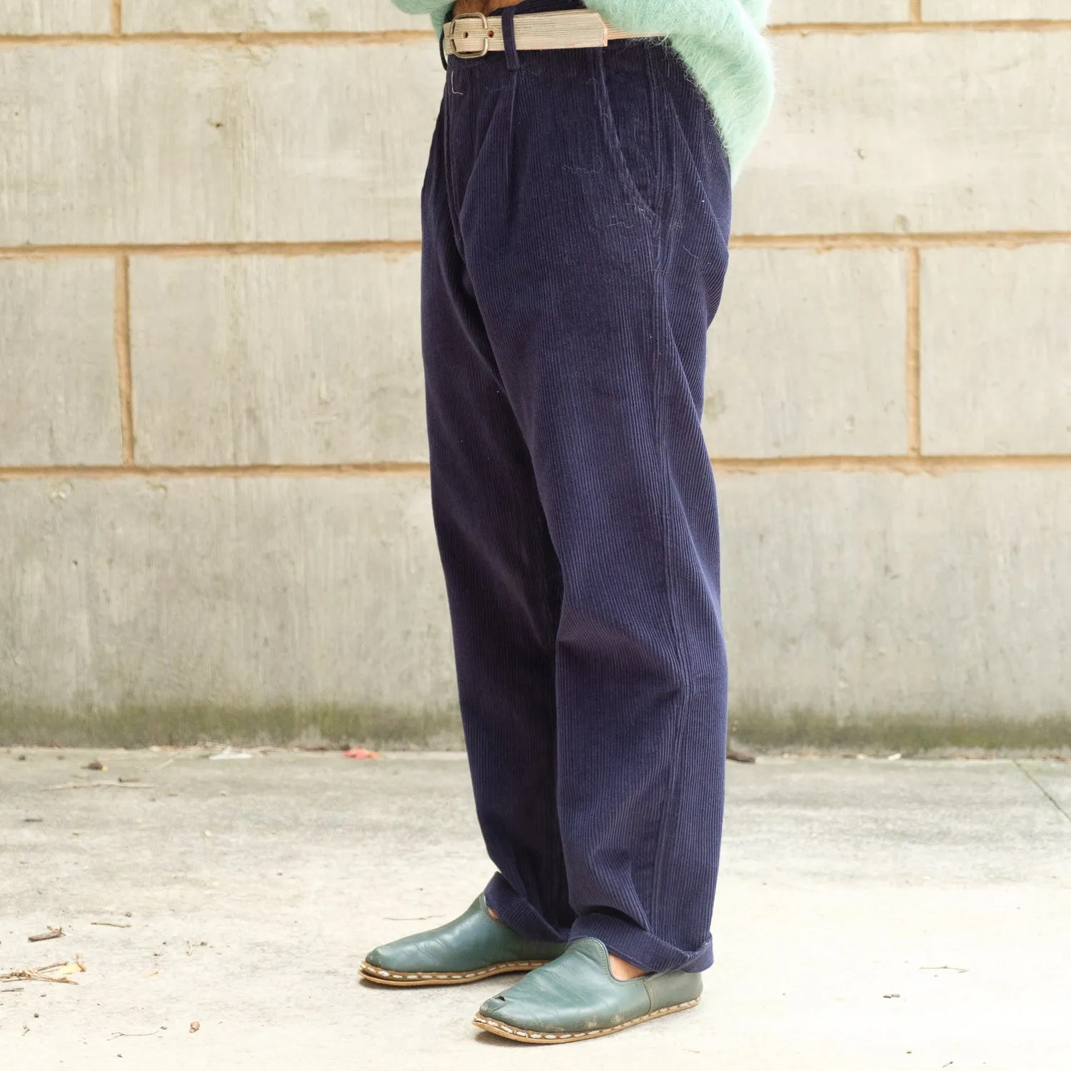 Cord Pleated Trousers in Navy
