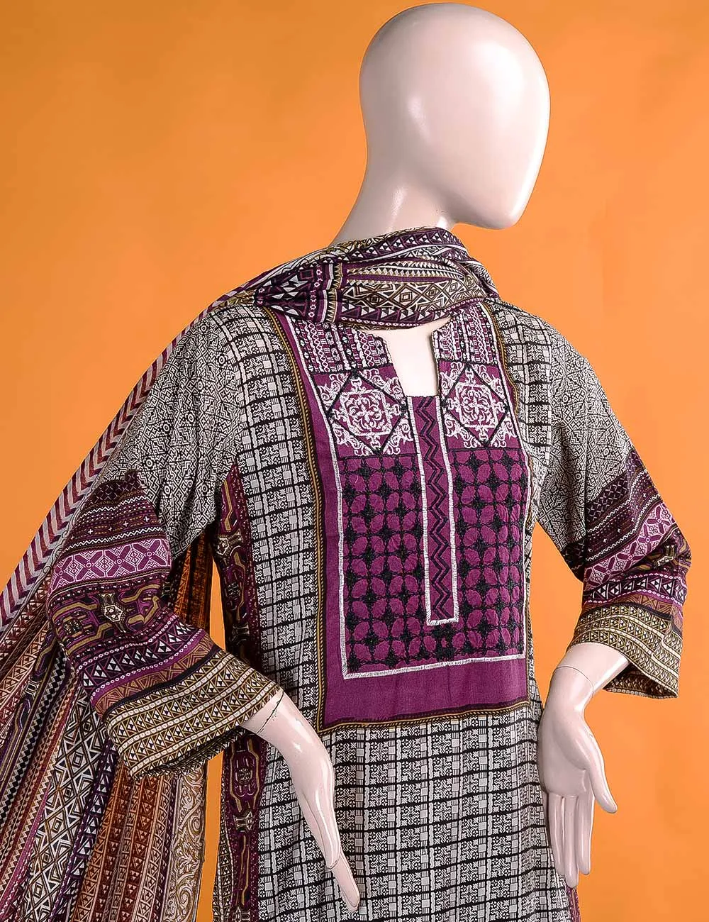 FR-5B - Motifs  |  Linen Embroidered & Printed Unstitched Dress