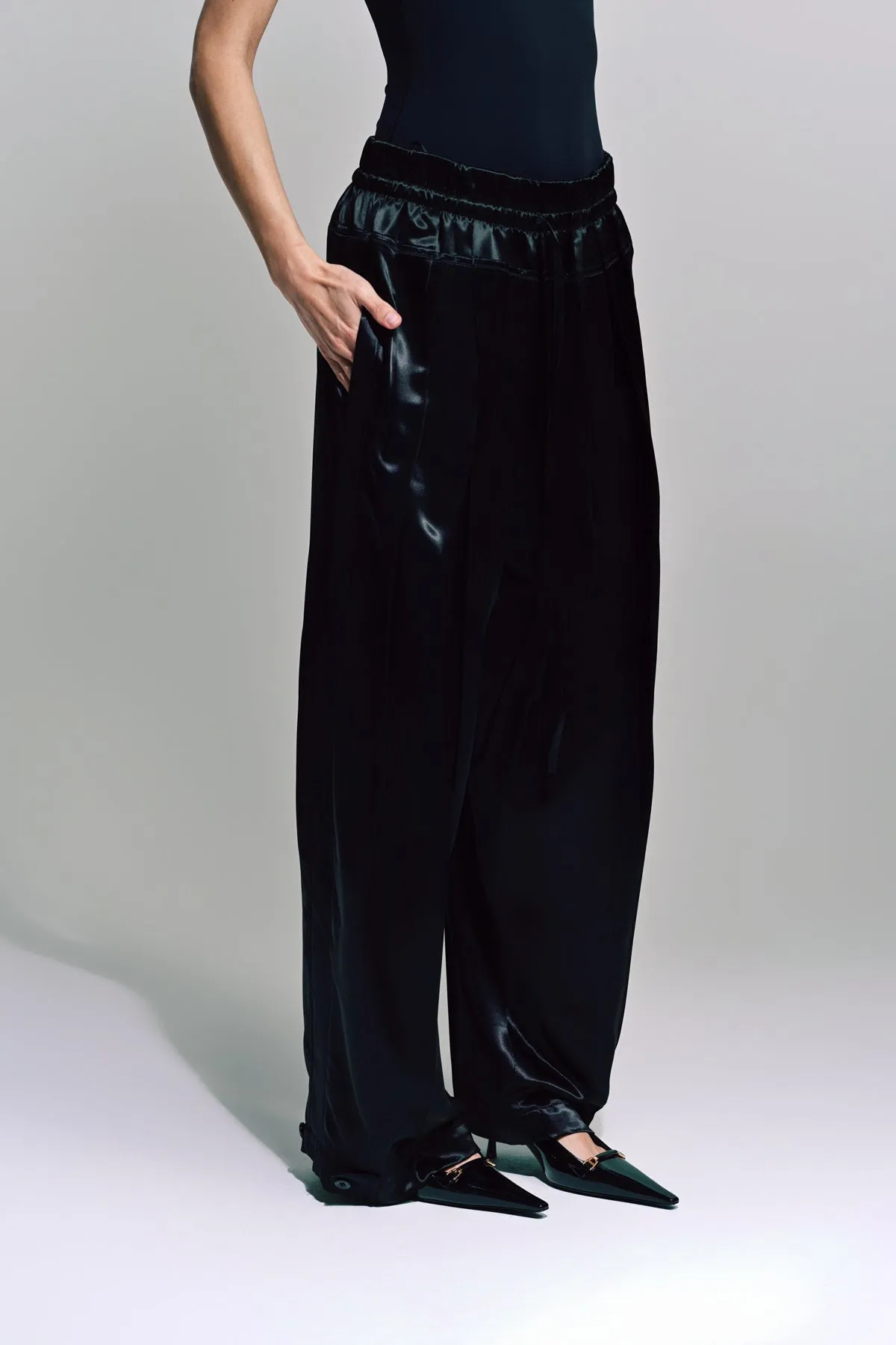 JIL SANDER | PLEATED PANTS