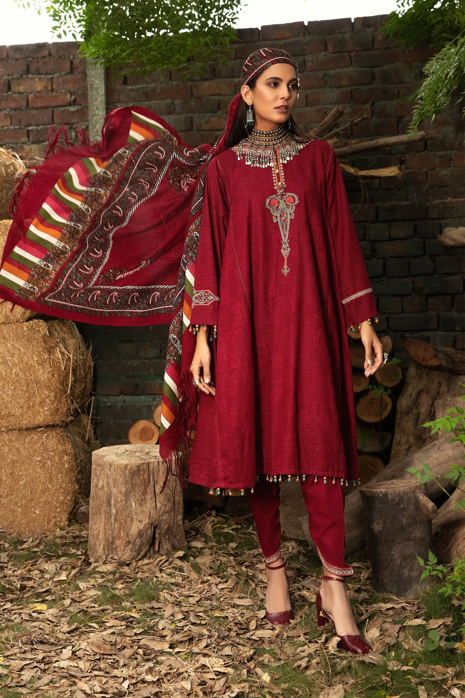 MPT 1201 B | Maria B MPrints Winter Collection 2021 | Unstitched Embroidered Khaddar Suits
