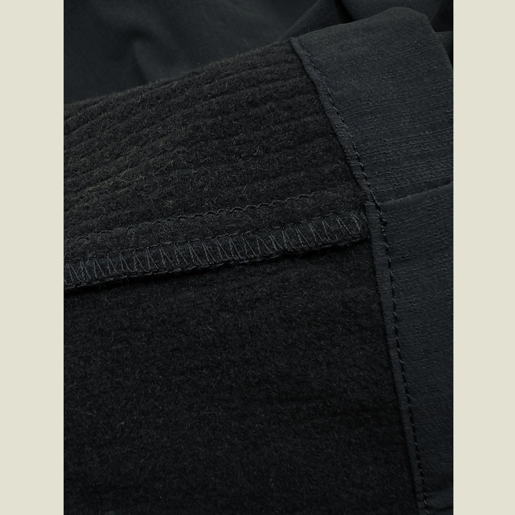 MYTHS Fleece-Lined Trouser