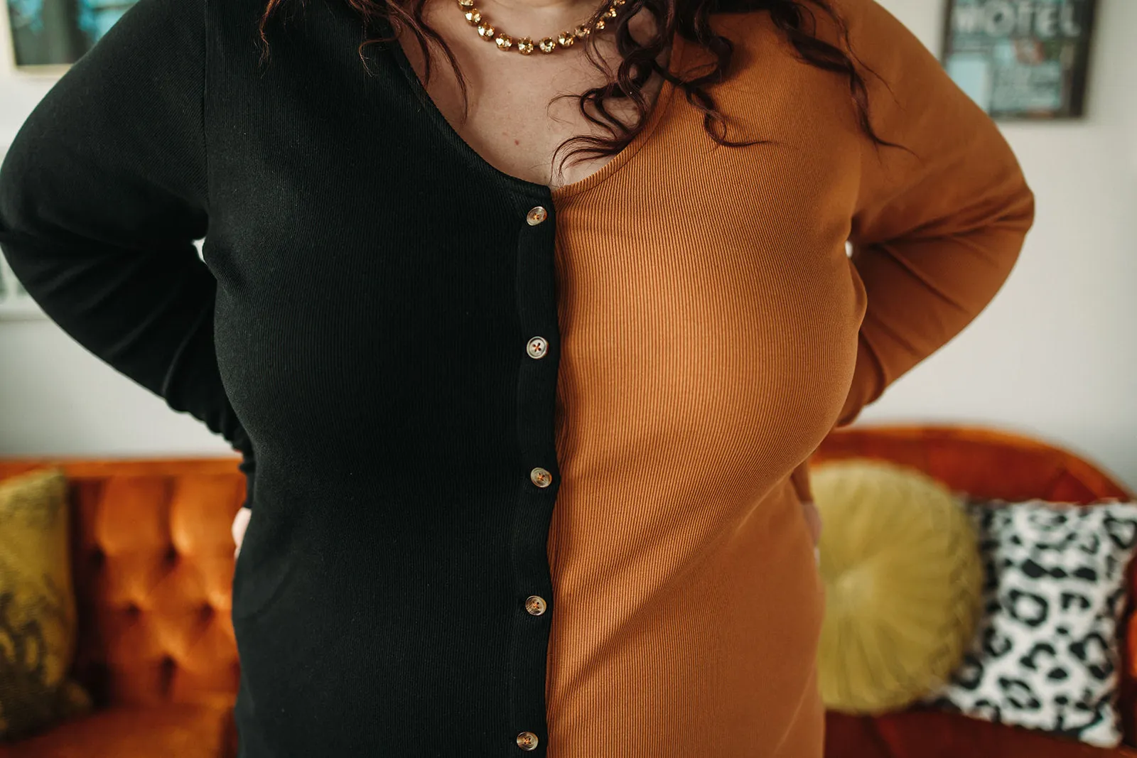 olga dress in black caramel