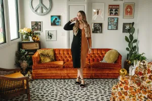 olga dress in black caramel