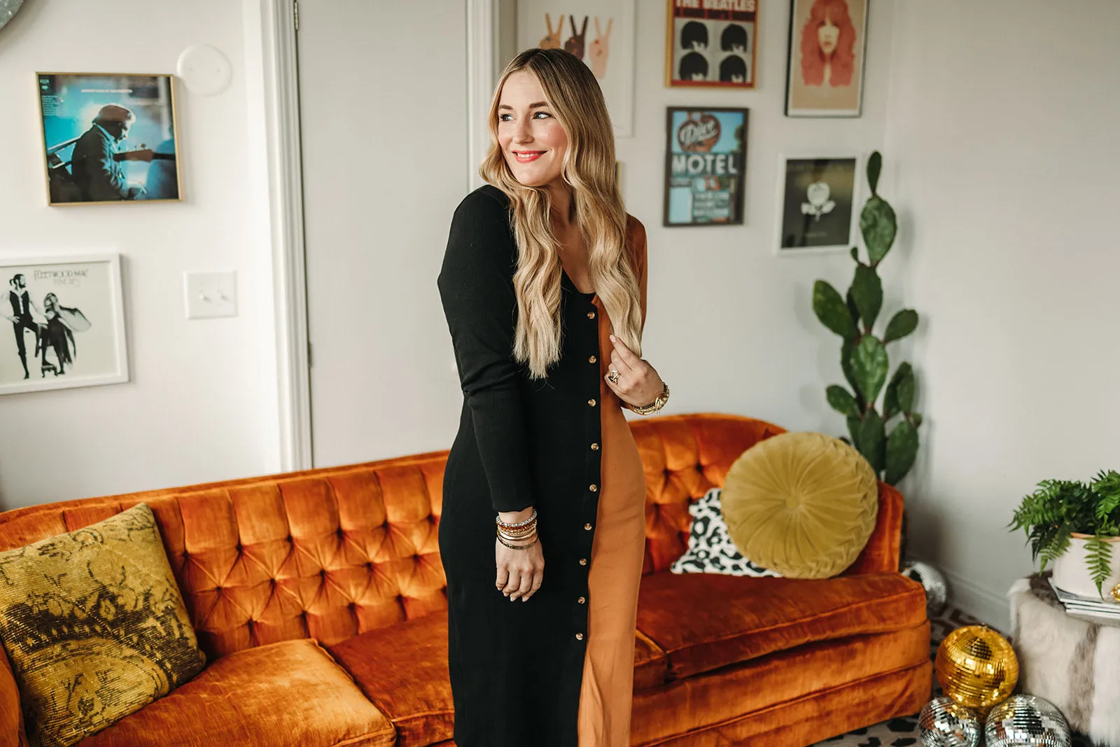 olga dress in black caramel