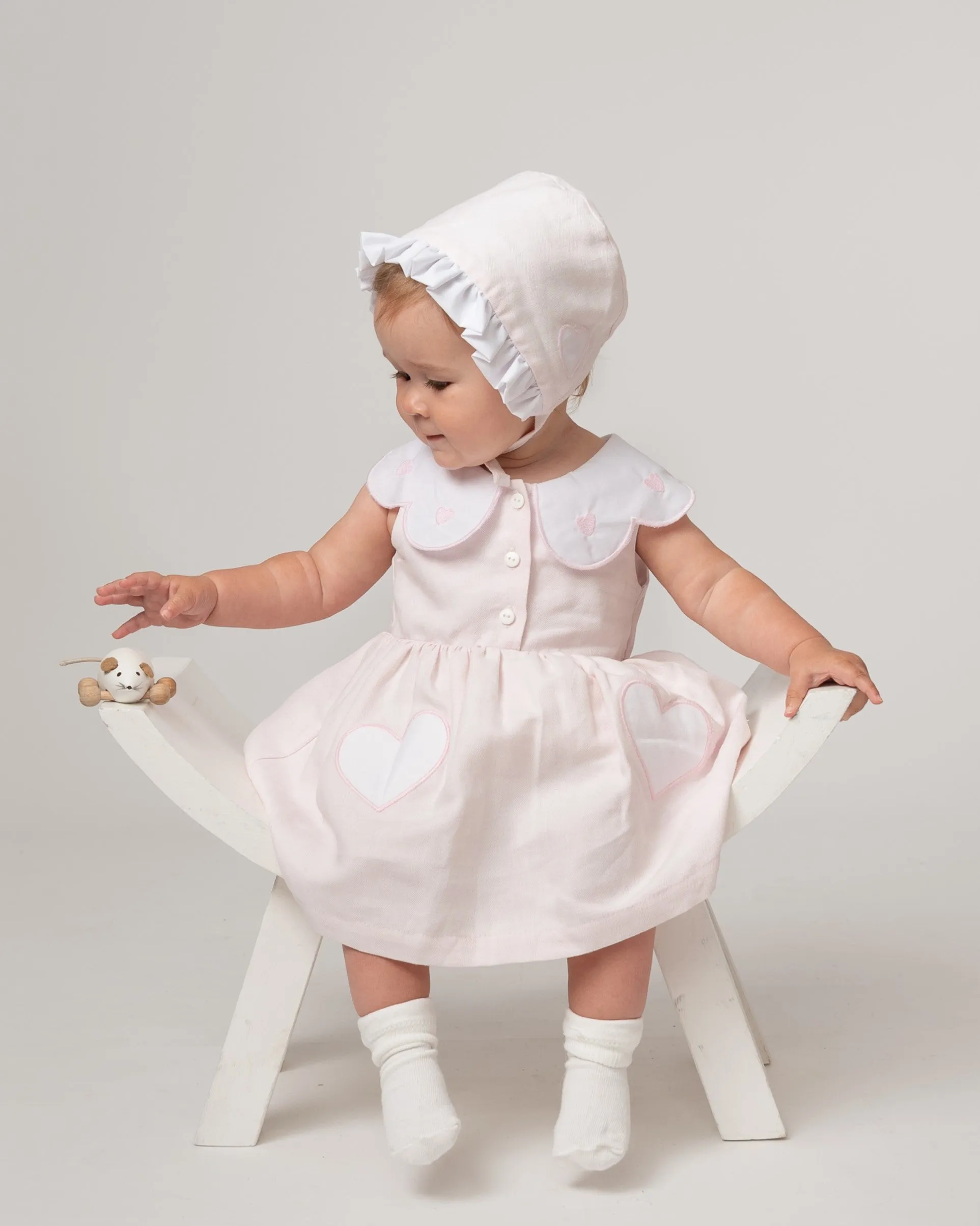 Pink Linen Scallop Heart Jampant Set With Bonnet