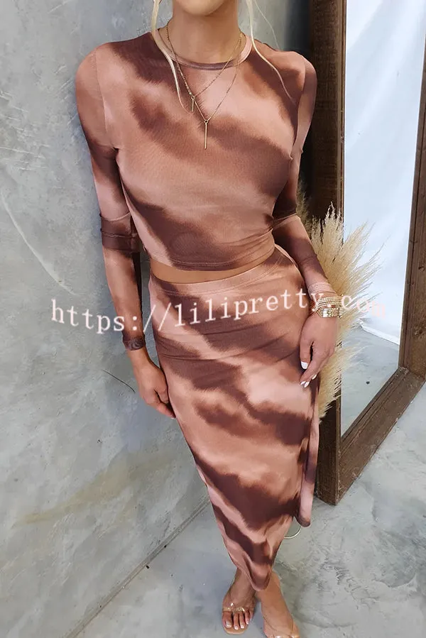 Unique Printed Long Sleeve Crew Neck Top and Slim Fit Elastic Waist Skirt Set