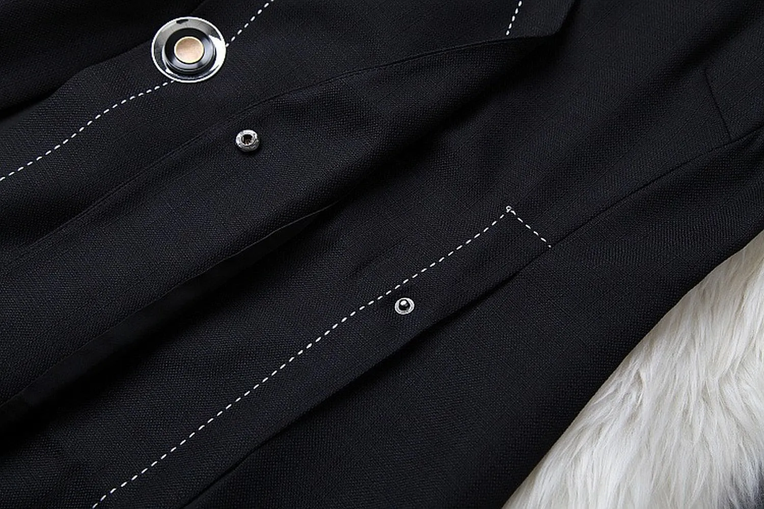 V-neck Suit Double Buckle Vest Shorts Blazers Two-piece Set